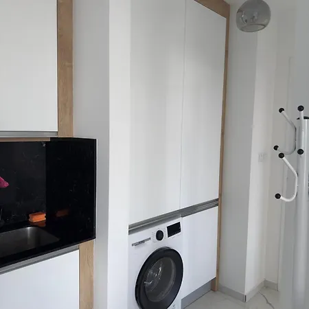 In Four Seasons 2 דירה *