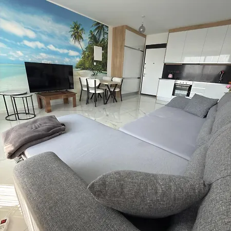 In Four Seasons 2 דירה *