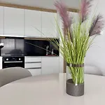 Apartment In Four Seasons 2 *