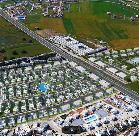 Appartement In Four Seasons 2 *