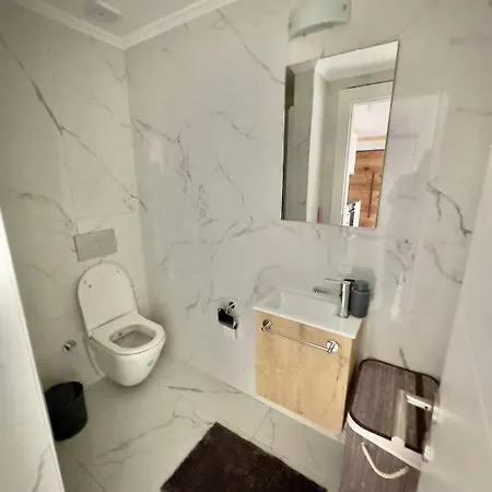In Four Seasons 2 Appartement