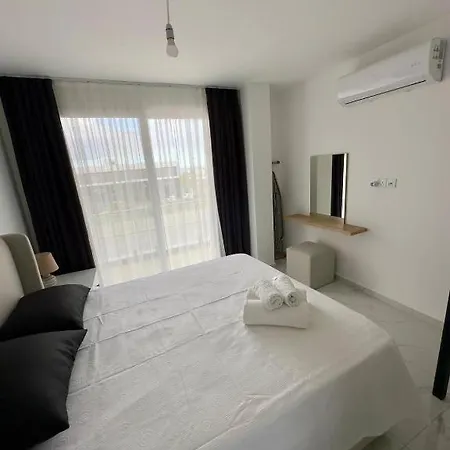 Appartement In Four Seasons 2